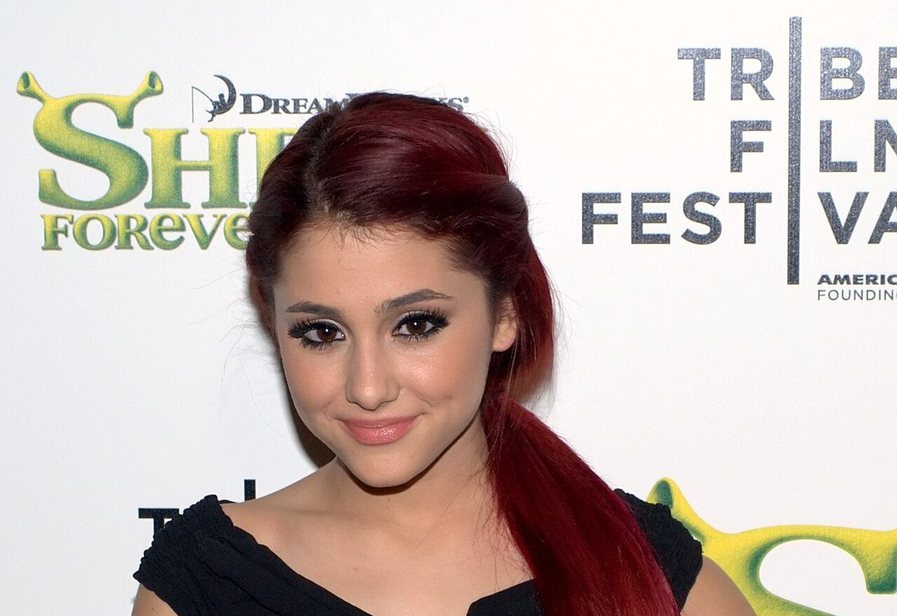 Vermogen Ariana Grande: hoe rijk is ze geworden met muziek, beauty en tv?