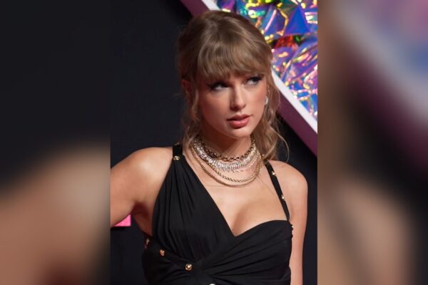 Hoe groot is Taylor Swift? Haar lengte, carrière en leven buiten het podium