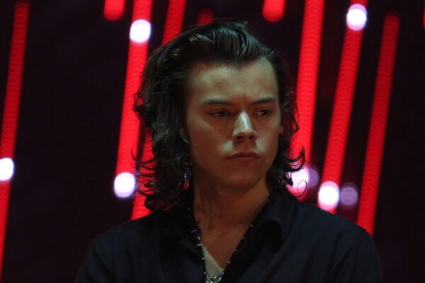 Harry Styles leeftijd: hoe oud is hij en hoe begon zijn carrière?